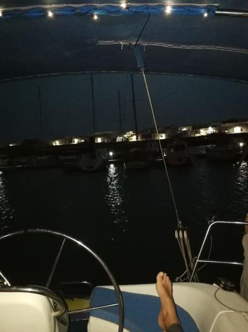 Magnifico Barco En La Graciosa Otel Caleta de Sebo Dış mekan fotoğraf