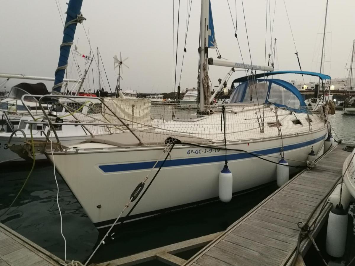 Magnifico Barco En La Graciosa Otel Caleta de Sebo Dış mekan fotoğraf