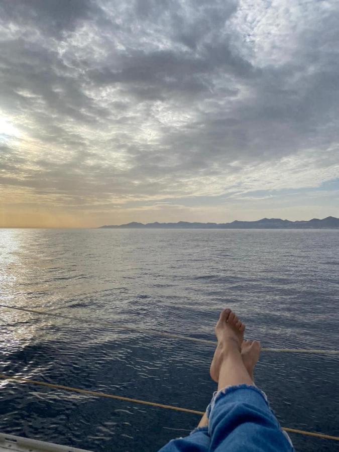 Magnifico Barco En La Graciosa Otel Caleta de Sebo Dış mekan fotoğraf