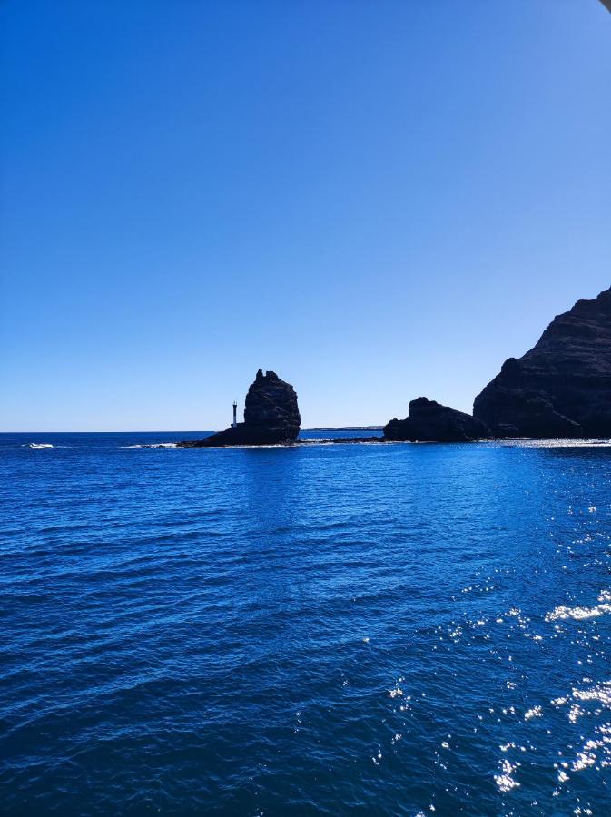 Magnifico Barco En La Graciosa Otel Caleta de Sebo Dış mekan fotoğraf